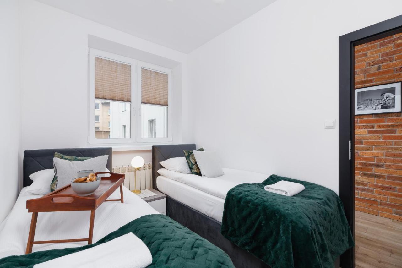 Apartments Osiedle Szkolne Cracow By Noclegi Renters Krakow Ngoại thất bức ảnh