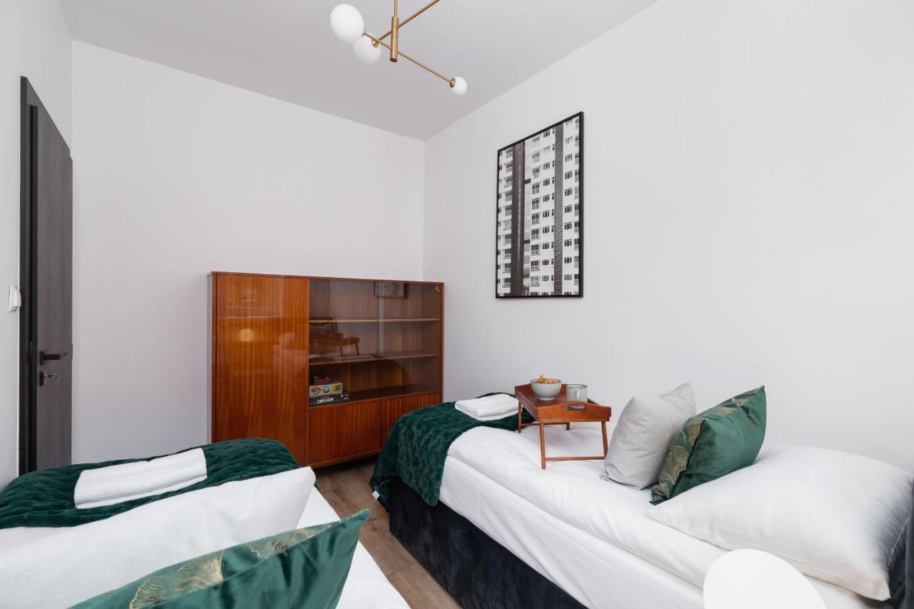 Apartments Osiedle Szkolne Cracow By Noclegi Renters Krakow Ngoại thất bức ảnh